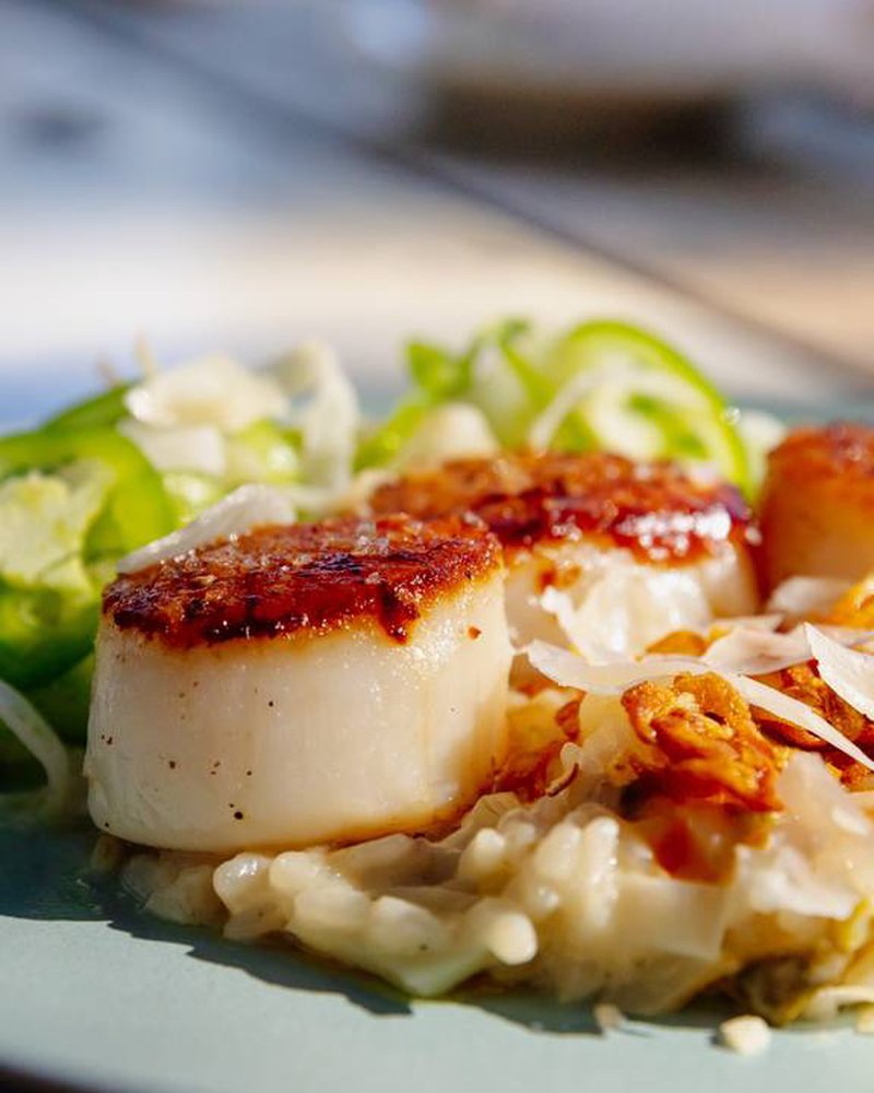 Perla's Seafood & Oyster Bar